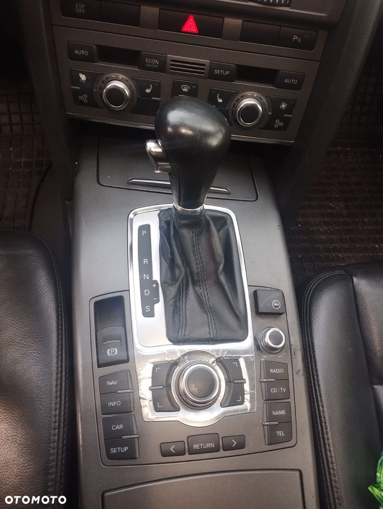 Audi A6 Avant - 13