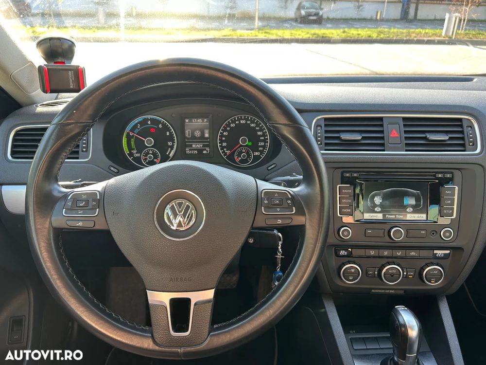 Volkswagen Jetta 1.4 Hybrid DSG Comfortline - 7