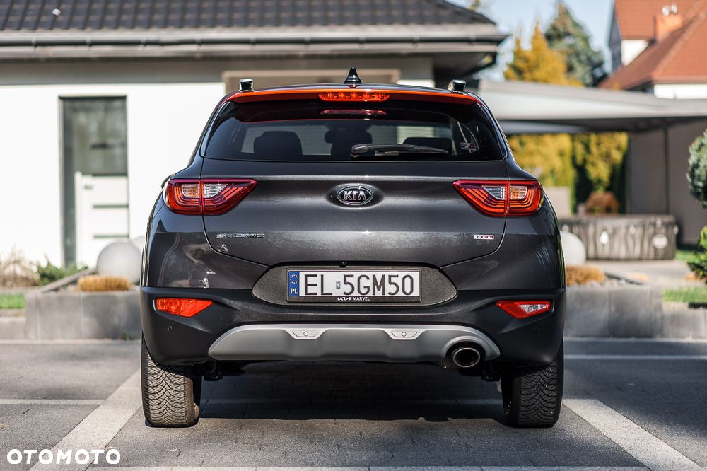 Kia Stonic - 4