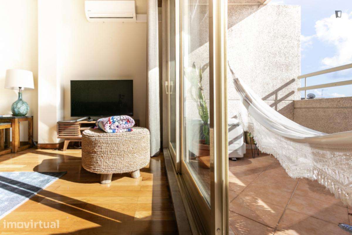 Apartamento com 2 quartos - localizado em Lordelo do Ouro Porto - Grande imagem: 5/21