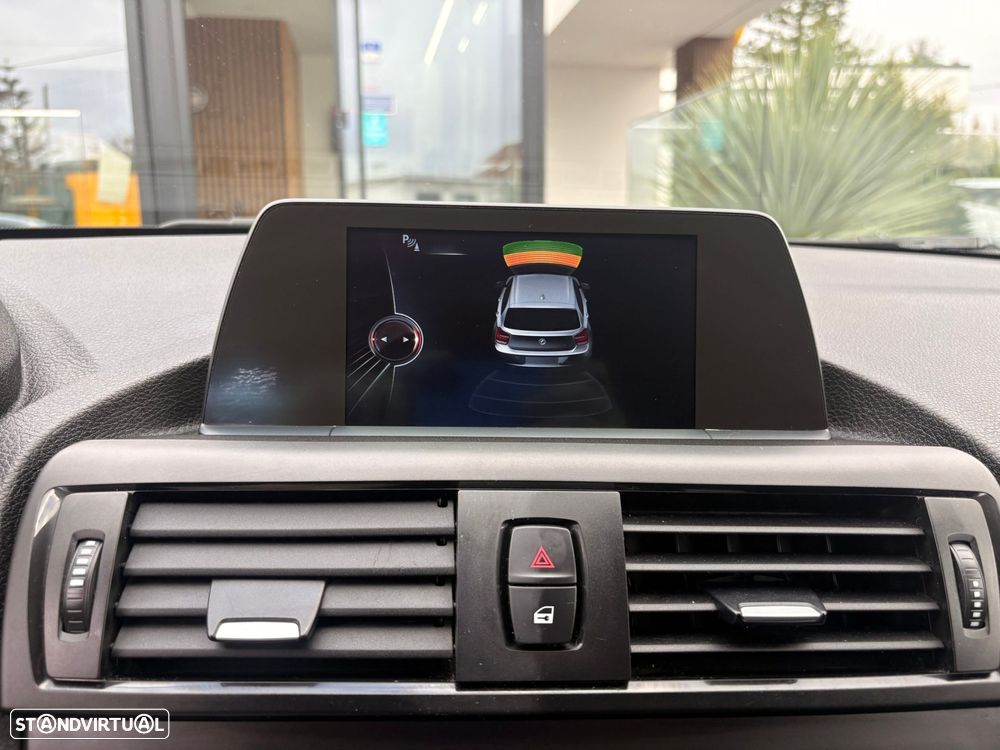 BMW 116 d EfficientDynamics - 22