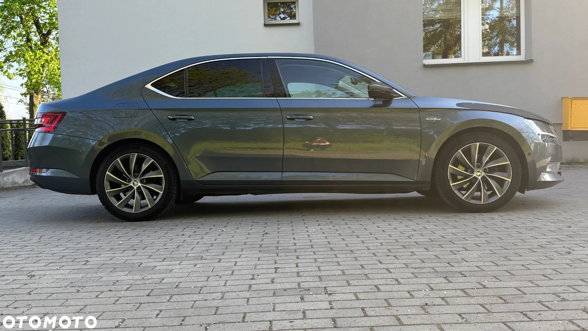 Skoda Superb 2.0 TDI 4x4 L&K DSG - 13
