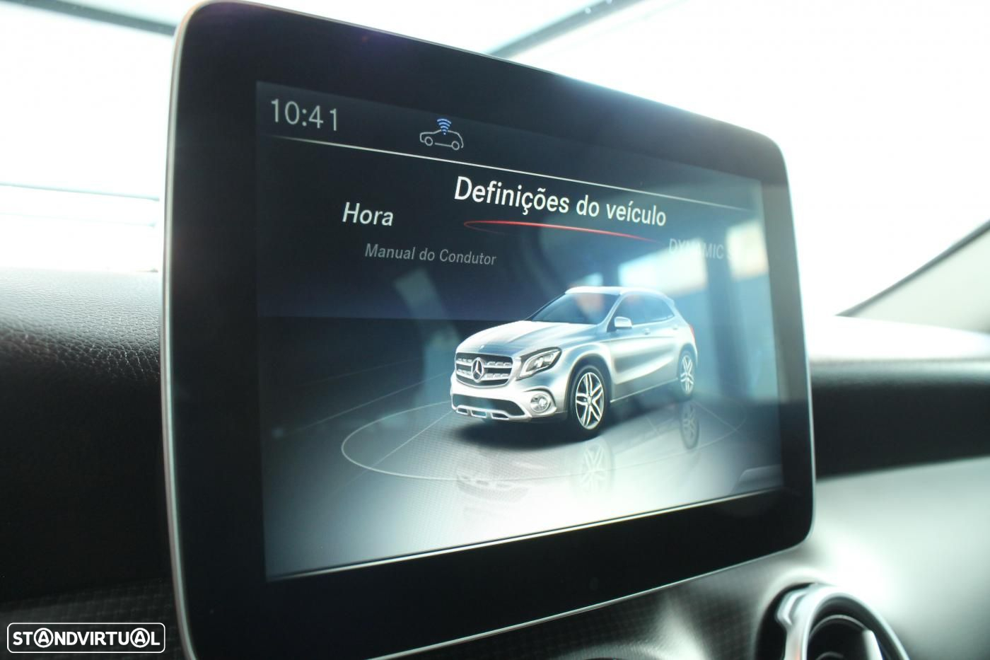 Mercedes-Benz GLA 180 d 7G-DCT - 21