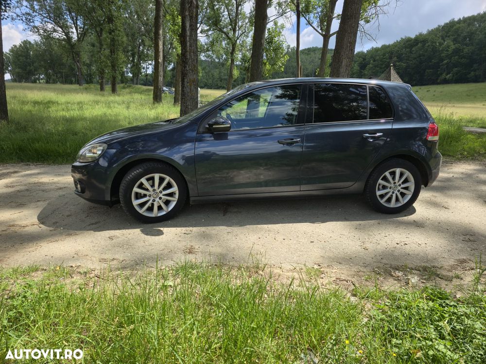 Volkswagen Golf 2.0 TDI DPF Highline - 13