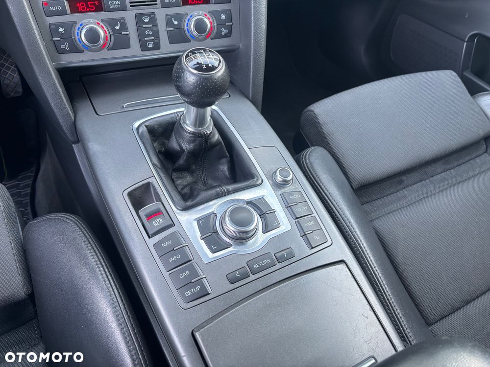 Audi A6 Avant 2.4 - 30