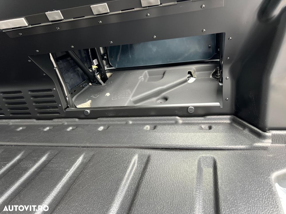 Volkswagen Transporter furgon lung 150cp - 10