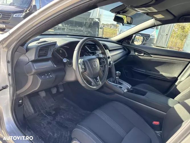 Honda Civic 1.0 VTEC Turbo Comfort Navi - 9