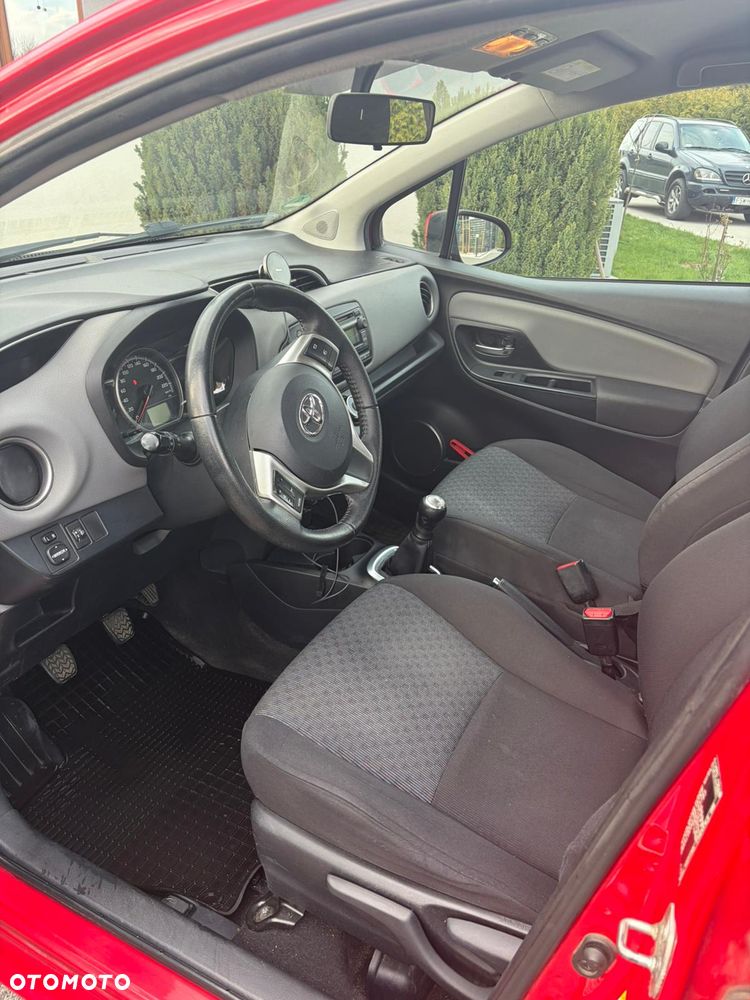 Toyota Yaris 1.0 Active EU6 - 9