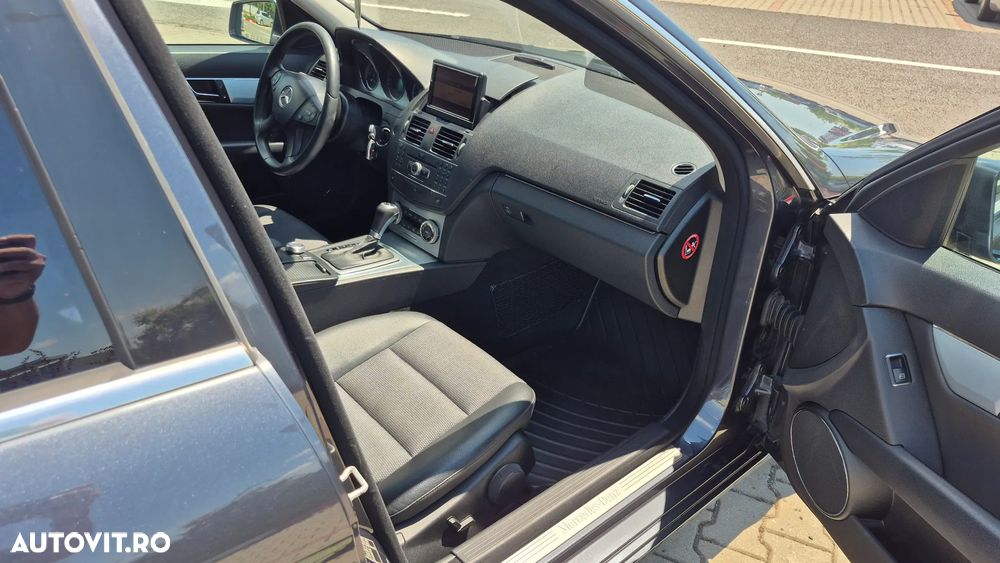 Mercedes-Benz C 200 CGI Automatik BlueEFFICIENCY Avantgarde - 21