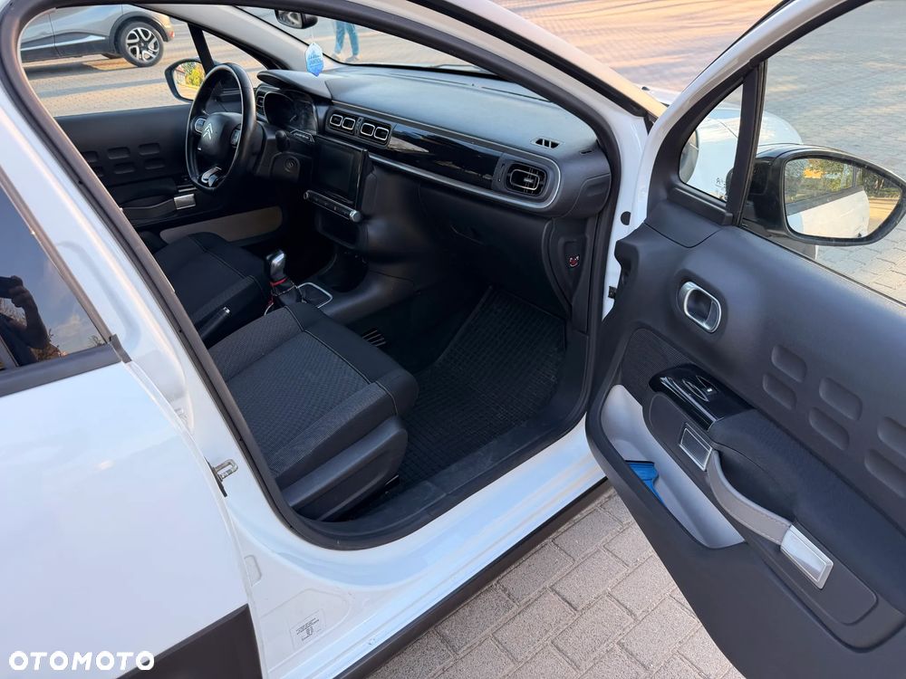 Citroën C3 1.2 PureTech Shine - 15