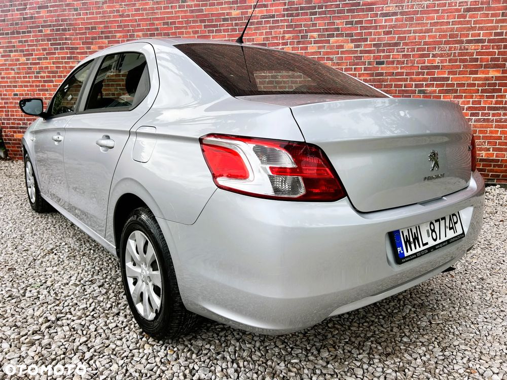 Peugeot 301 - 5