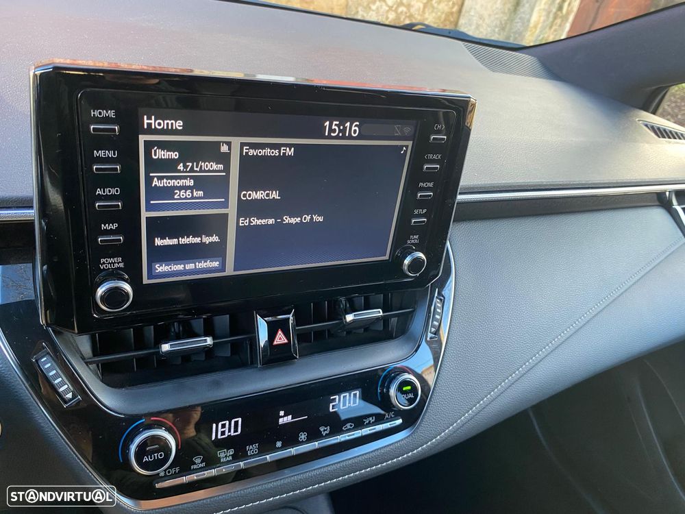 Toyota Corolla Touring Sports 1.8 Hybrid Comfort+P.Sport - 30