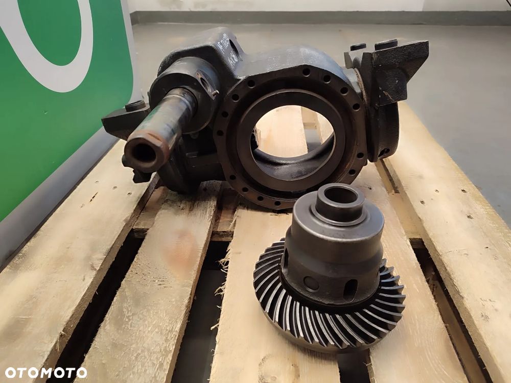 Dyferencjał 14X36 MASSEY FERGUSON TH 6030 - 4