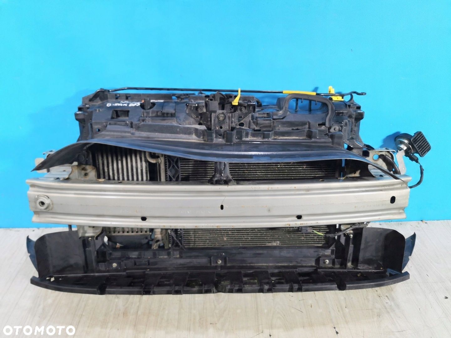 Ford B-max 12/17 wzmocnienie pas przedni chłodnice 1.0 Ecoboost - 1