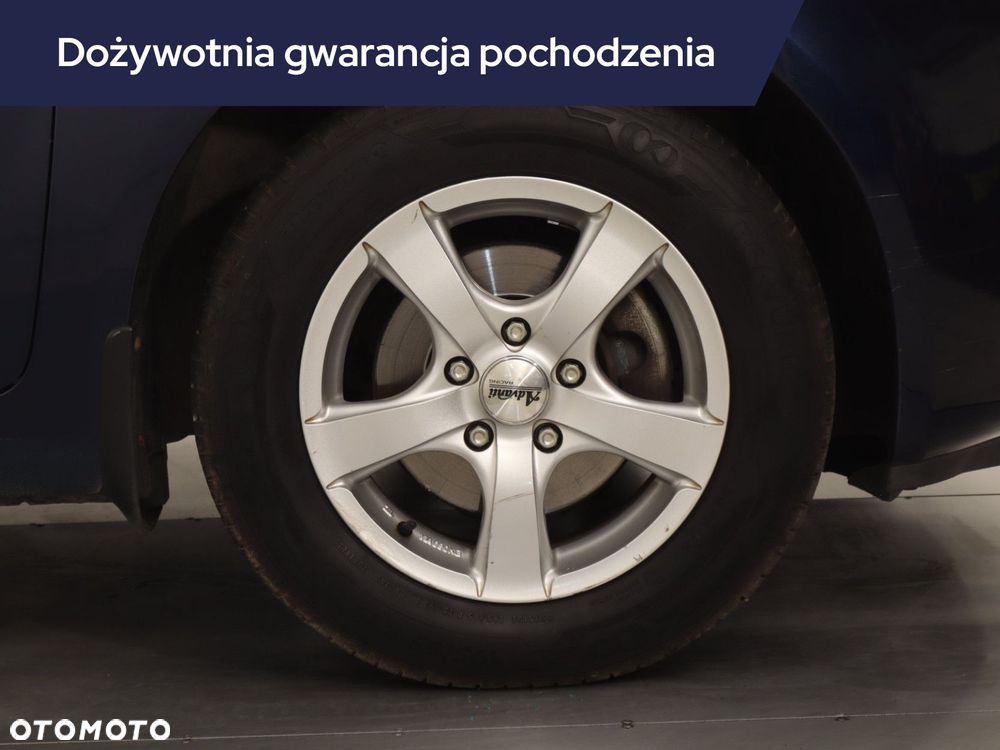 Kia Venga - 17
