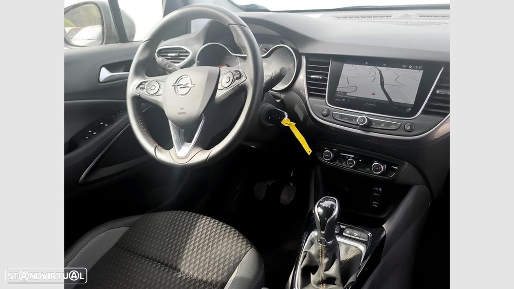 Opel Crossland X 1.2 T Innovation - 21