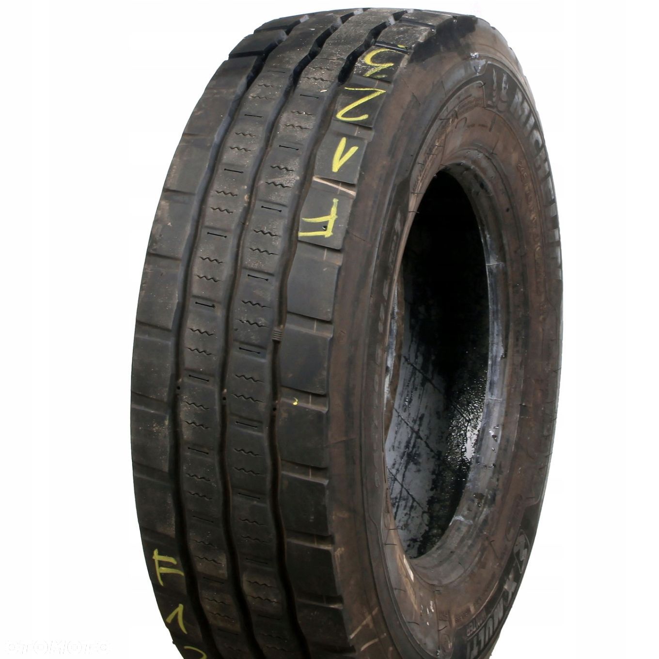 Opona TIR 245/70R17.5 Michelin XMULTI T idF123a - 1