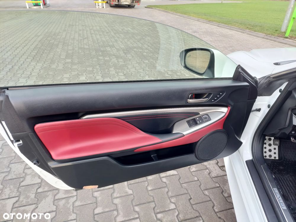 Lexus RC - 14