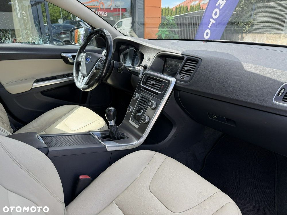 Volvo S60 - 29