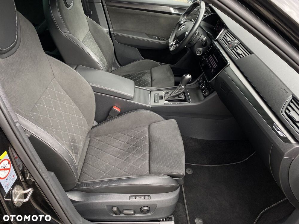 Skoda Superb 2.0 TDI SCR Sportline DSG - 21