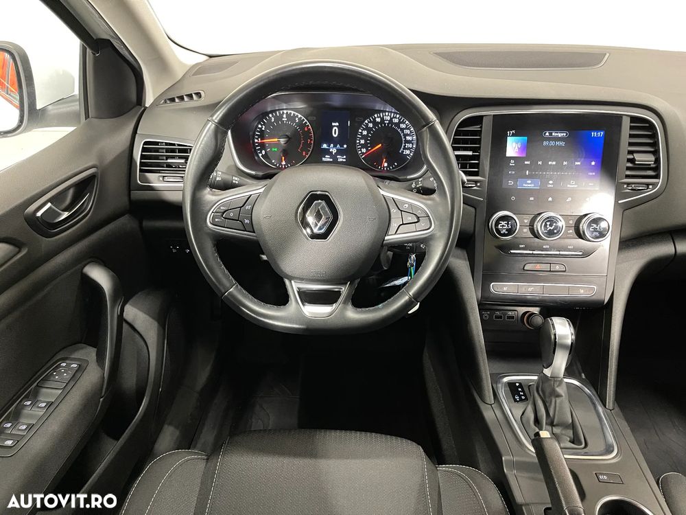 Renault Megane TCe EDC Zen - 6