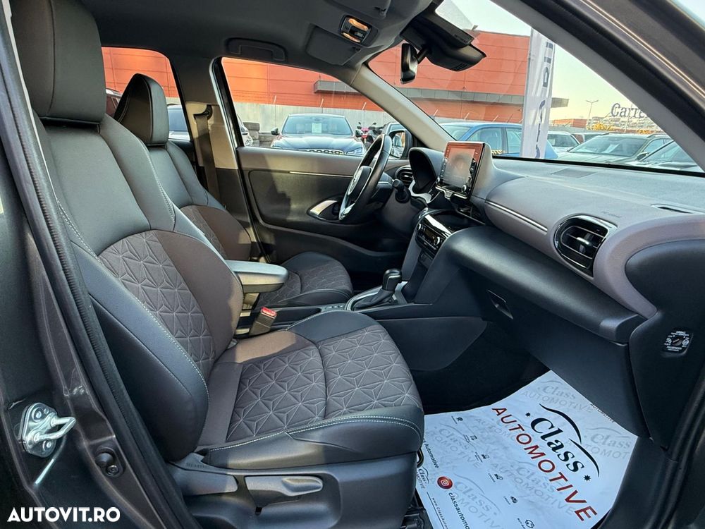 Toyota Yaris Cross 1.5 VVT-i HSD 4x2 Exclusive Elegant - 22