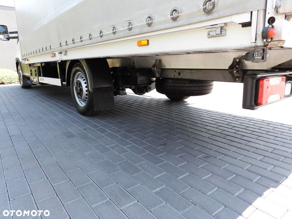 Iveco DAILY 35S18 PLANDEKA 10 PALET WEBASTO TEMPOMAT LEDY PNEUMATYKA KLIMATYZACJA  180KM - 16