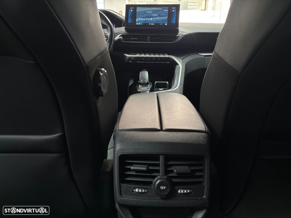 Peugeot 3008 1.5 BlueHDi Allure Pack EAT8 - 22