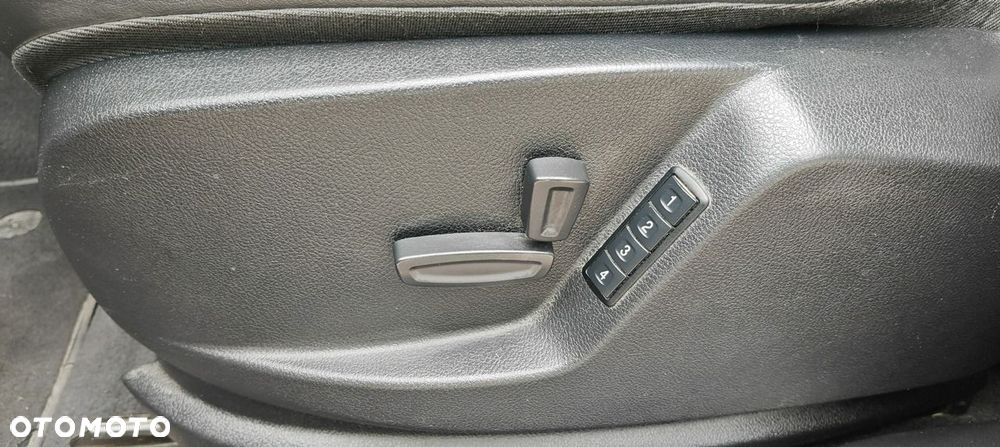 Ford S-Max - 7