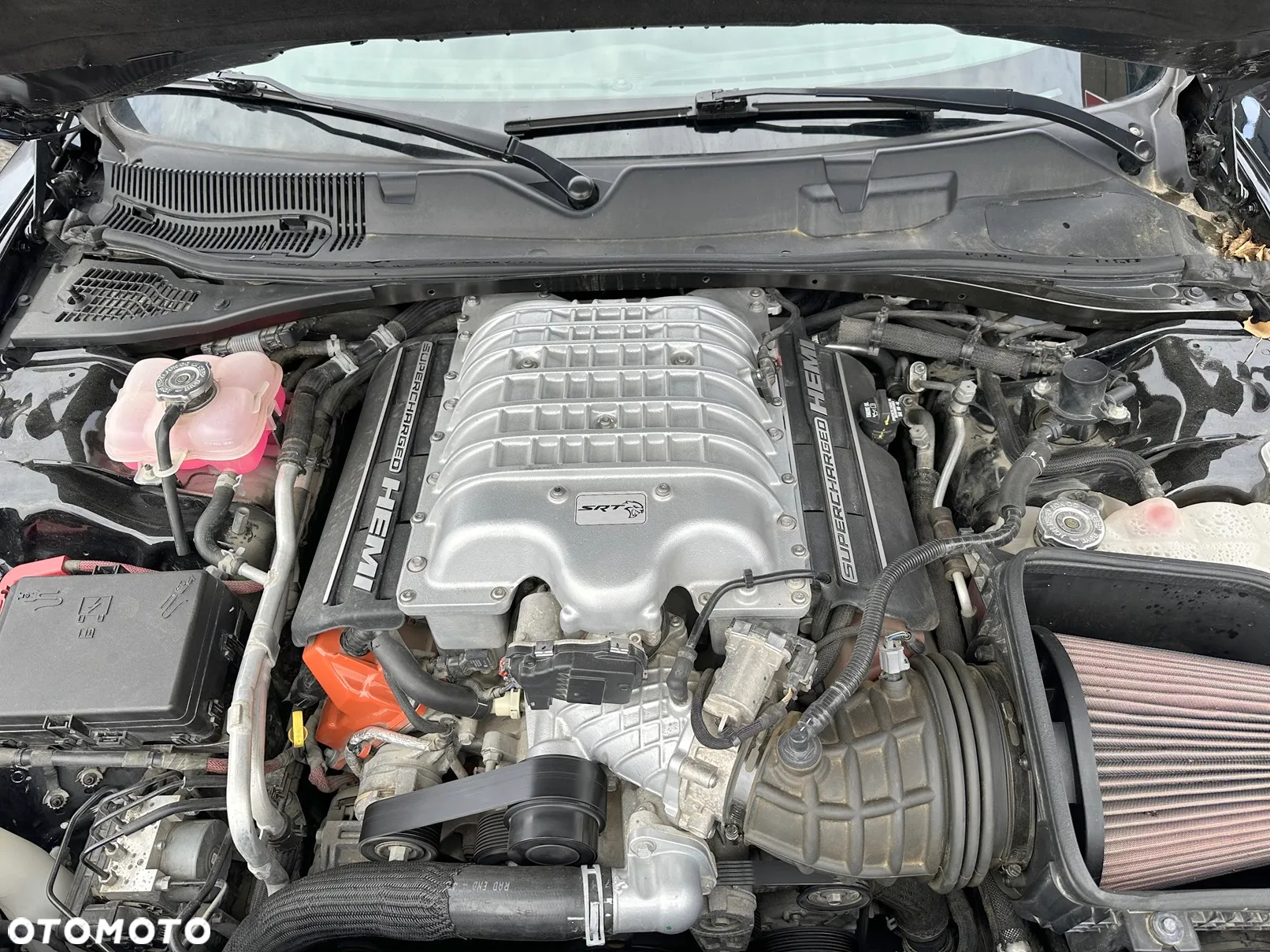 Dodge Challenger 6.2 Hellcat - 13