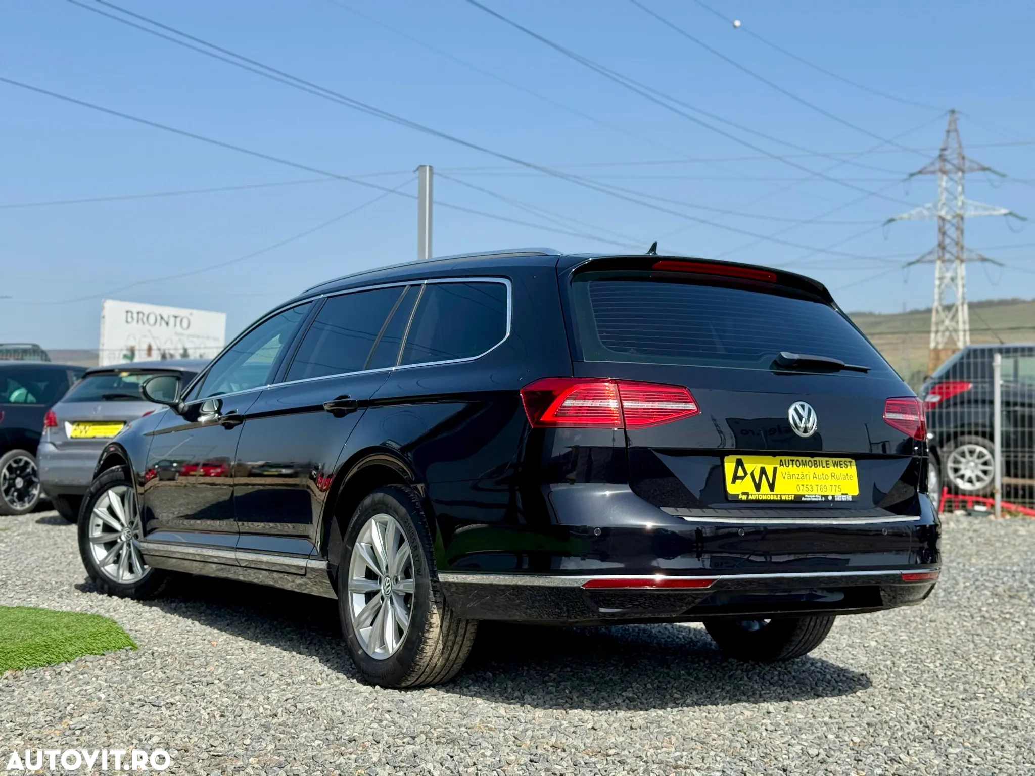 Volkswagen Passat Variant 2.0 TDI Highline - 17