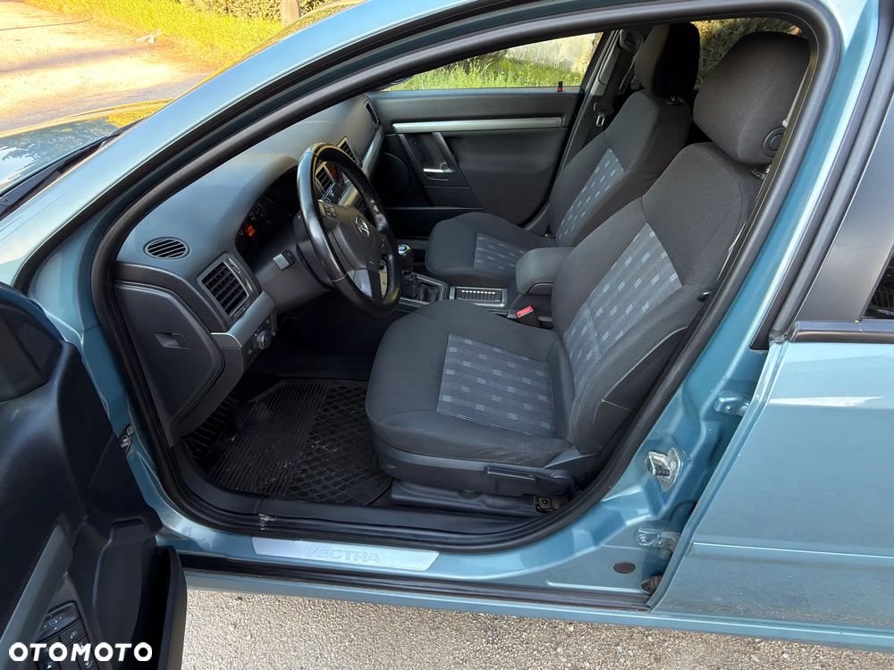 Opel Vectra 1.8 Essentia - 13