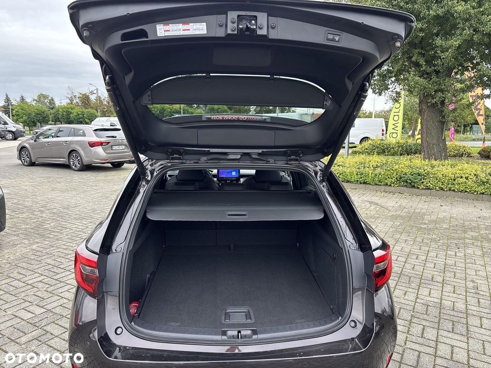 Toyota Corolla 2.0 Hybrid Style - 17