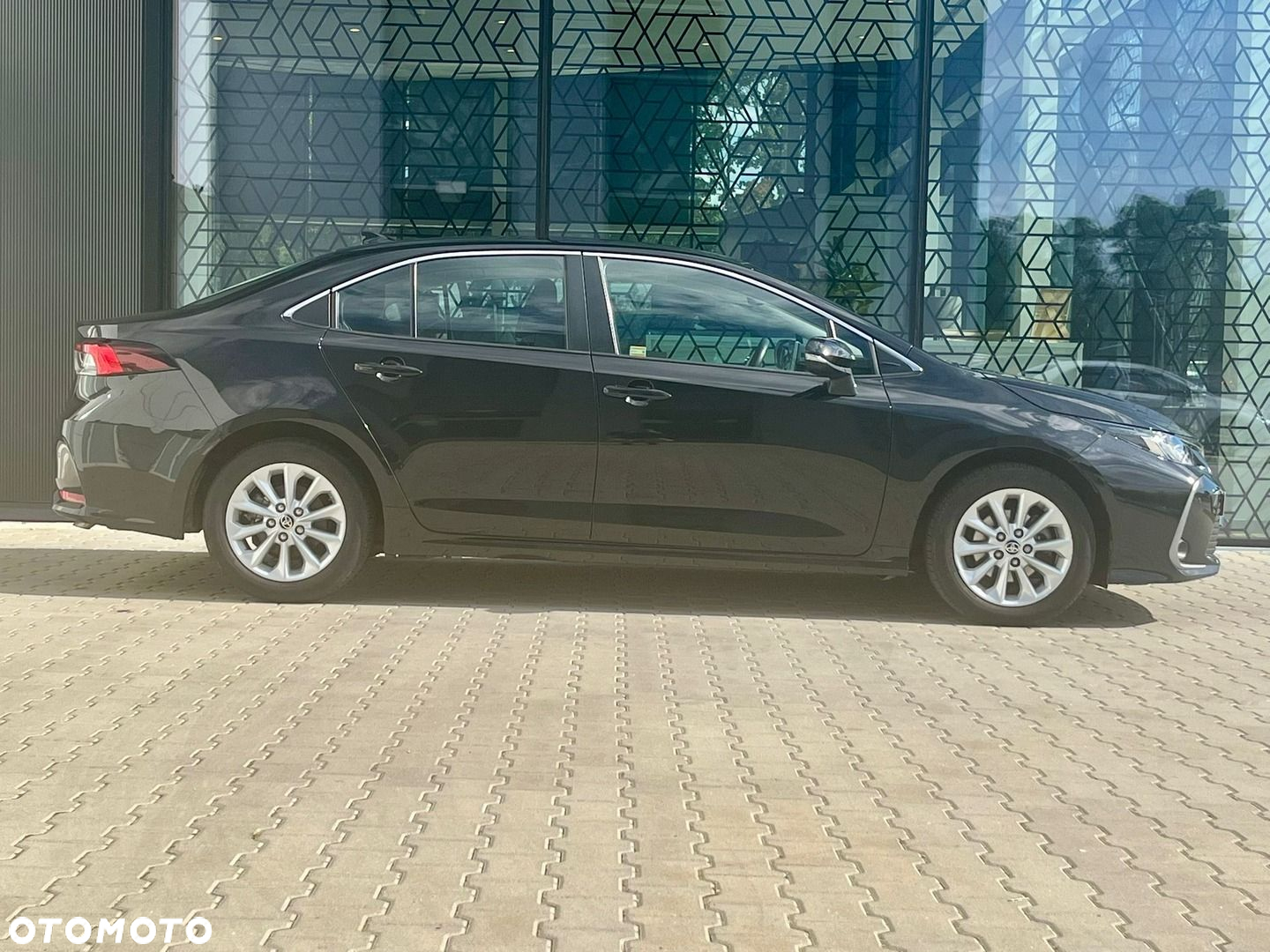 Toyota Corolla - 4