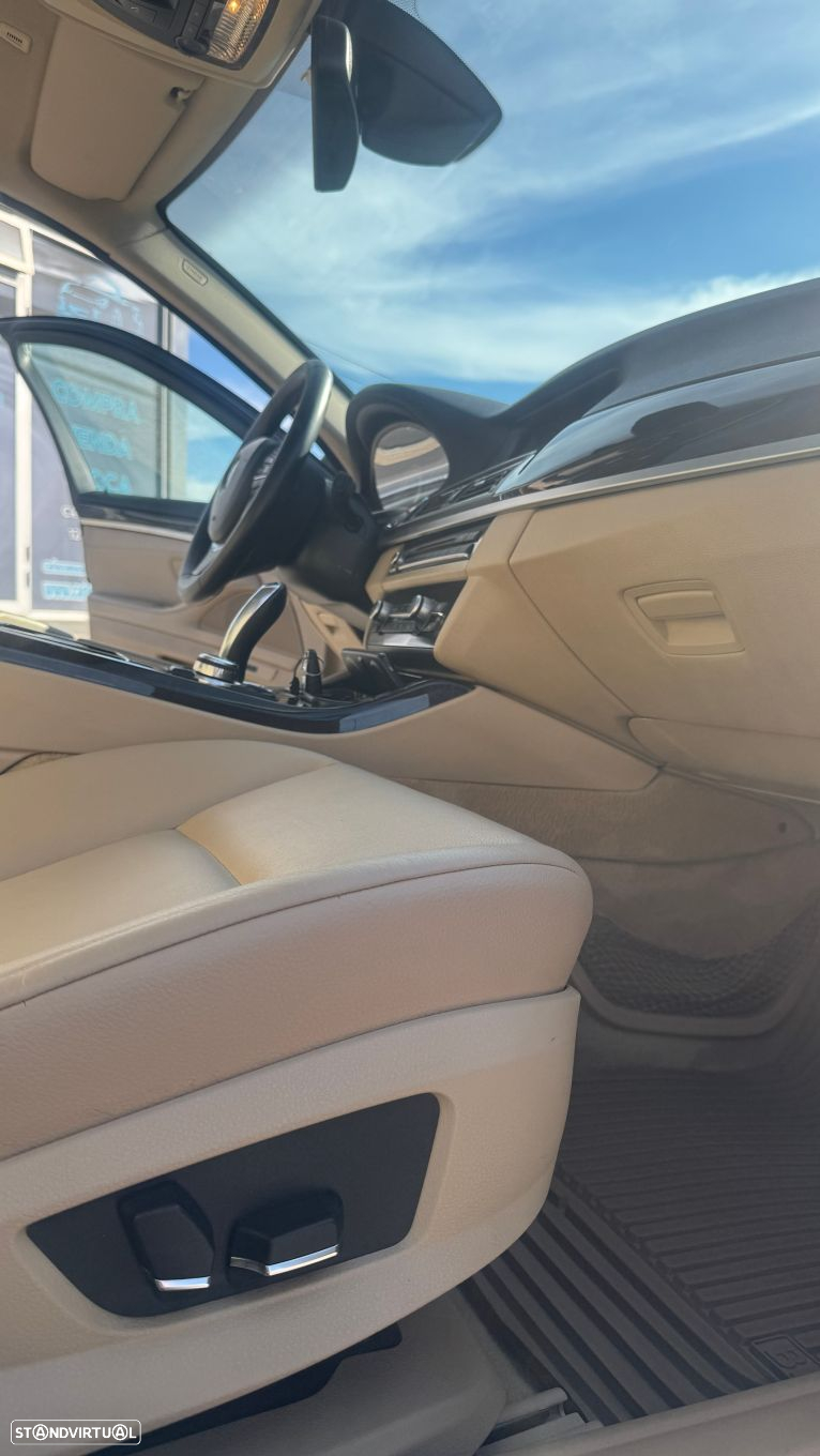 BMW 520 d Exclusive Auto 123g - 41