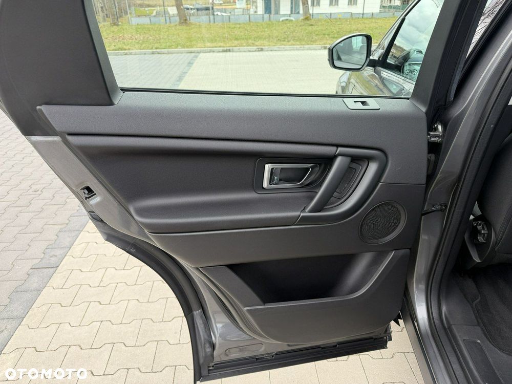 Land Rover Discovery Sport TD4 Dynamic - 29