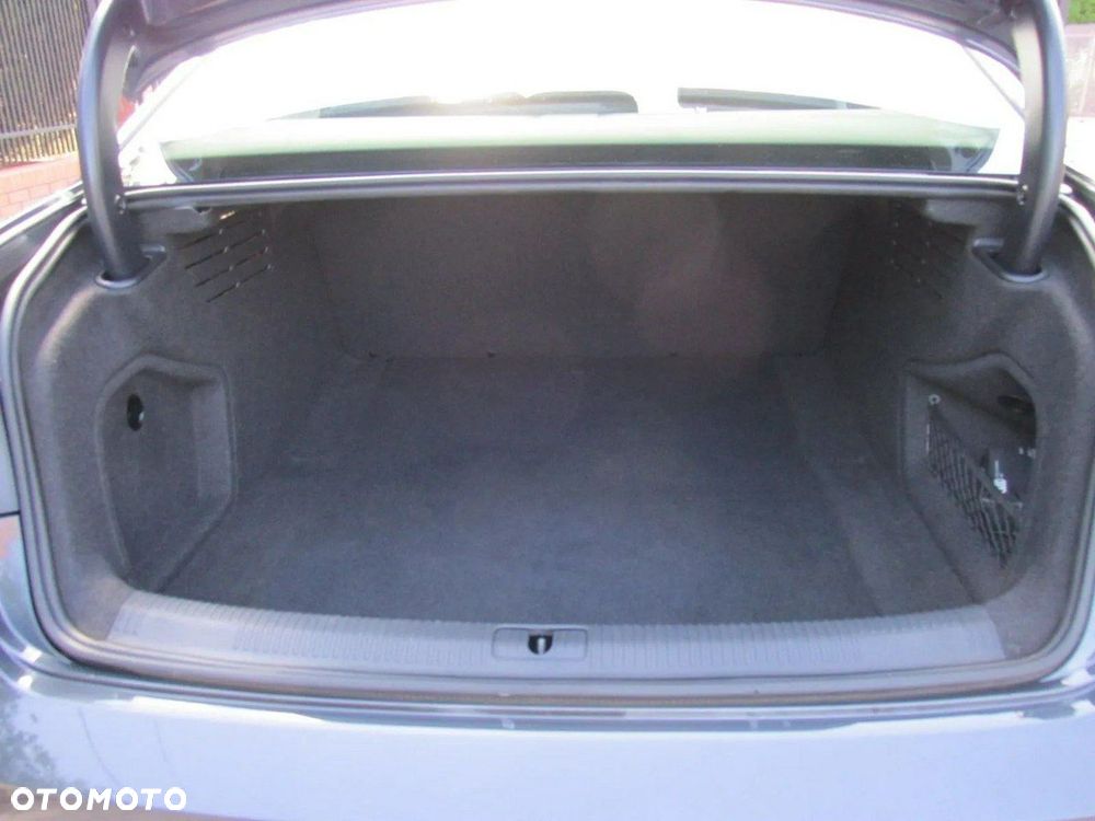 Audi A4 Limousine 1.4 TFSI Design - 20