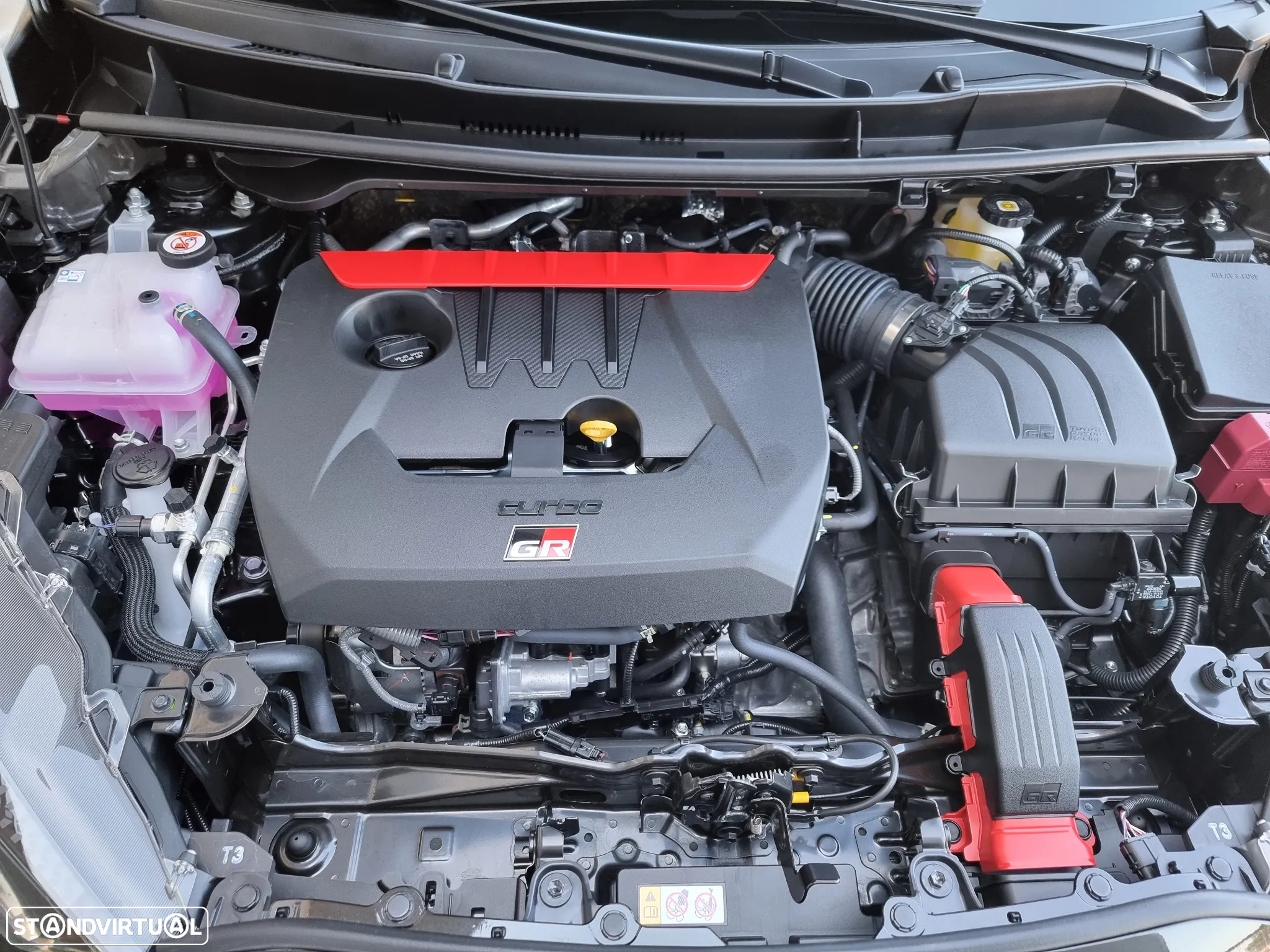 Toyota Yaris GR 1.6 T Legend T/M - 11