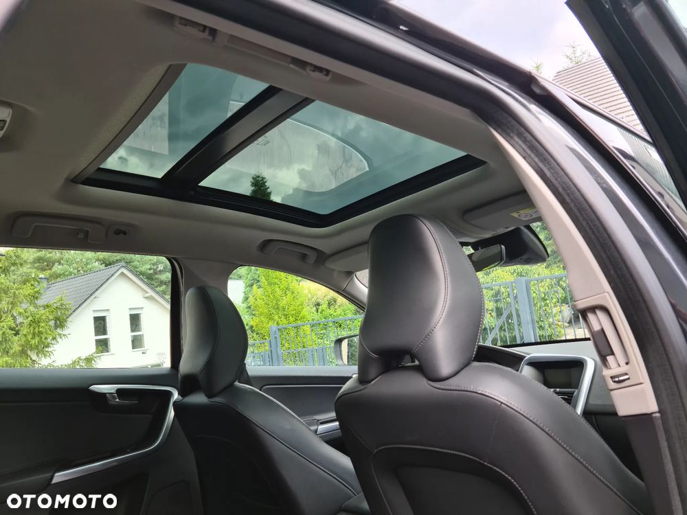 Volvo XC 60 D3 Momentum - 29