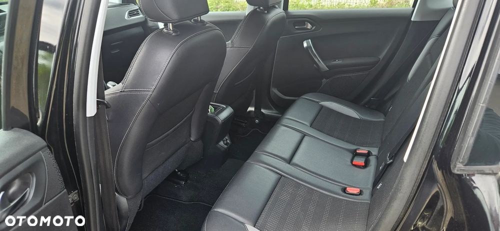 Peugeot 2008 PureTech 82 Allure - 7