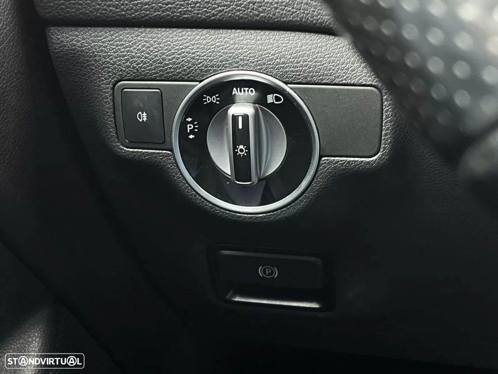 Mercedes-Benz GLA 180 d AMG Line Aut. - 26