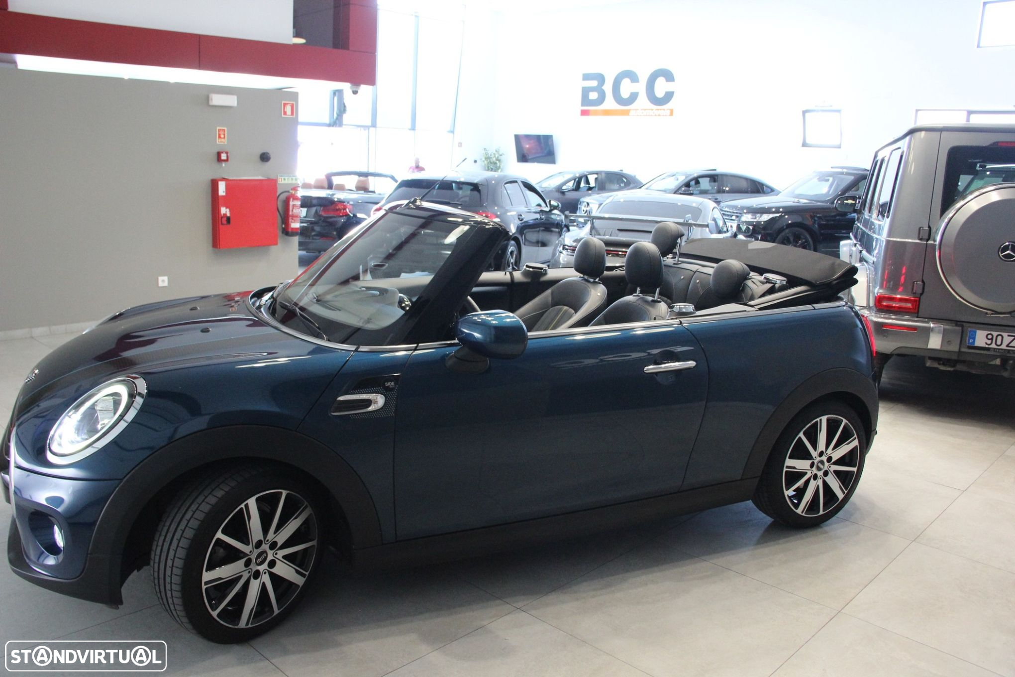 MINI Cabrio Cooper Auto - 25