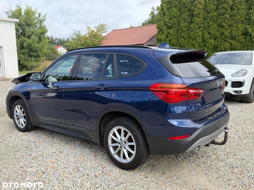 BMW X1 sDrive16d - 4