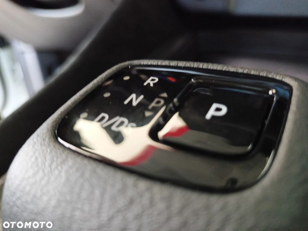 Nissan Qashqai 1.3 DIG-T MHEV Tekna+ Xtronic - 18