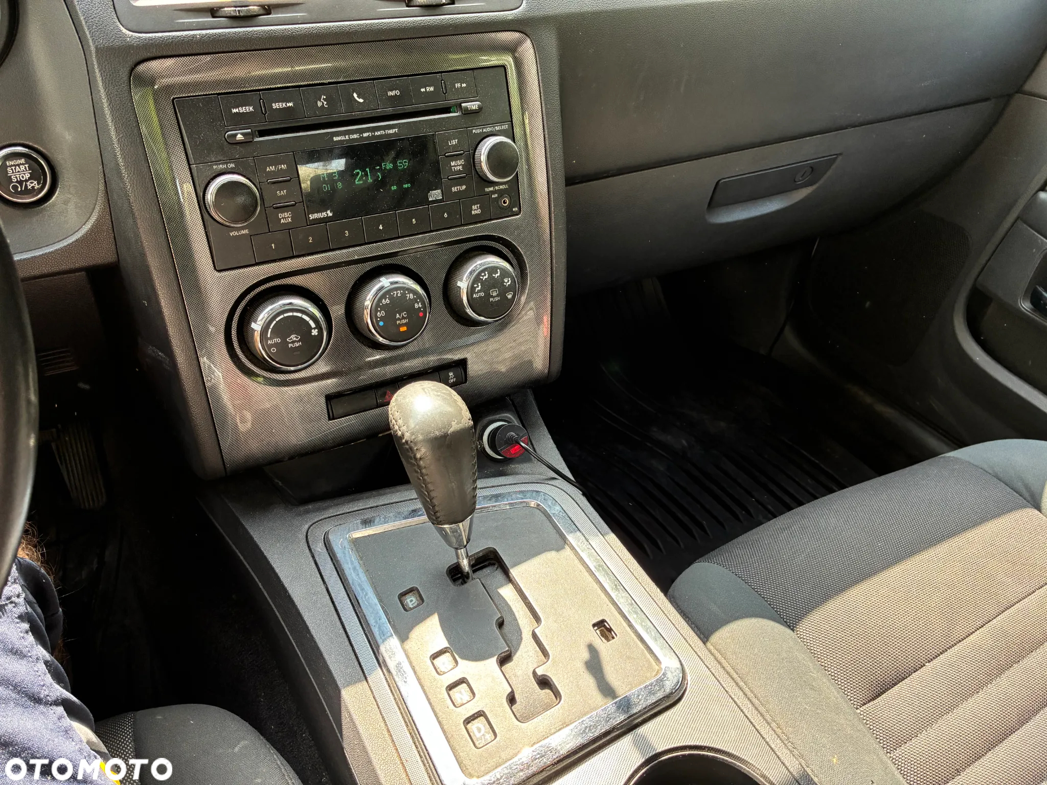 Dodge Challenger Automatik SXT Plus - 34
