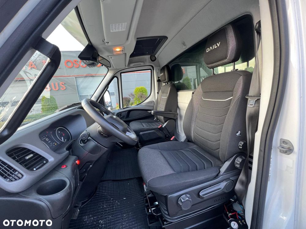 Iveco DAILY 72C18 70C18 HI-MATIC EURO 6E FIRANKA+SUWANY DACH+WINDA SKŁADANA POD SPÓD 1500 kg 70 18 70-180 72-180 70C 72C - 17