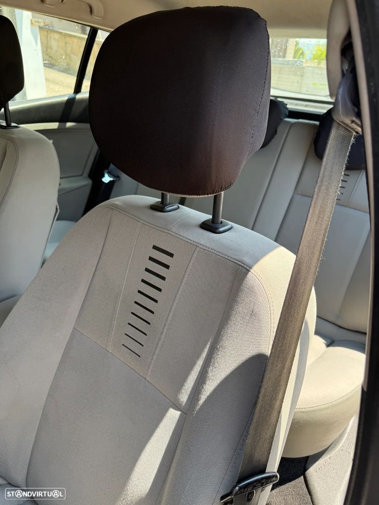 Renault Mégane 1.5 dCi Dynamique - 7