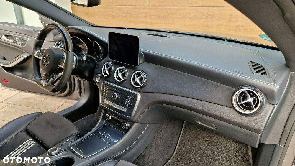 Mercedes-Benz CLA - 20