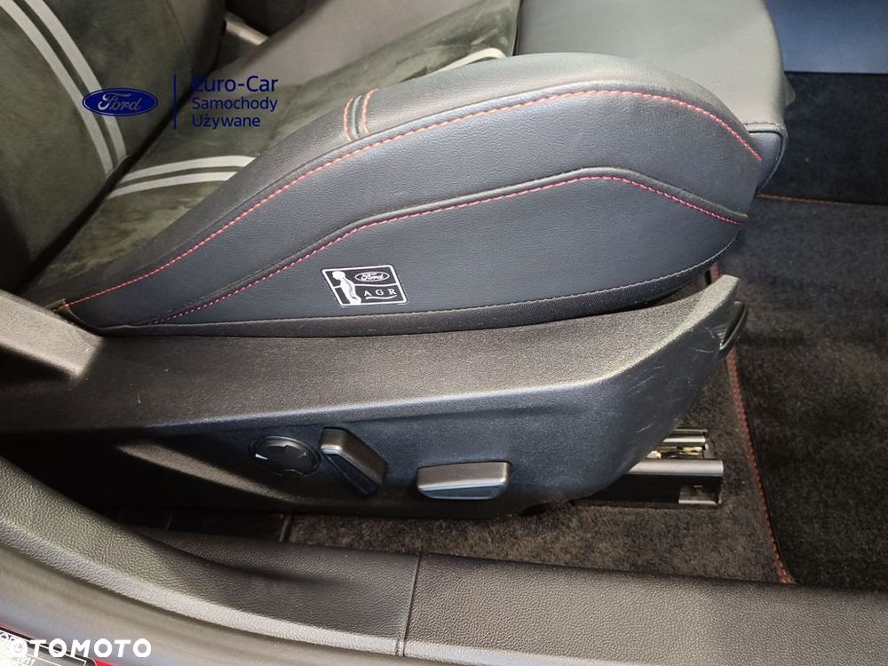 Ford Focus 2.3 EcoBoost ST - 28