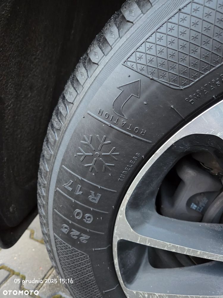 Hyundai Tucson 1.7 CRDI BlueDrive Style 2WD DCT - 17